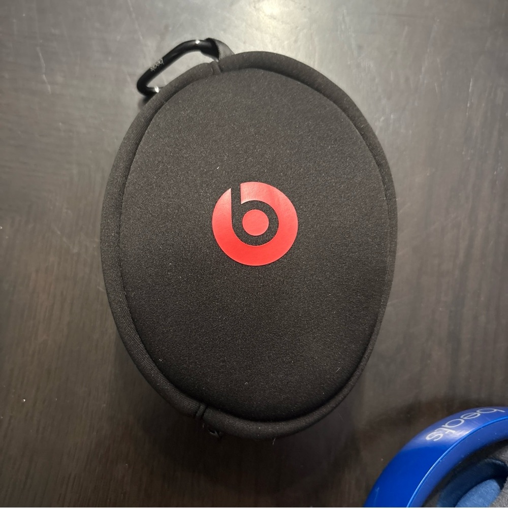 Beats Solo wired Over-Ear Headphones -